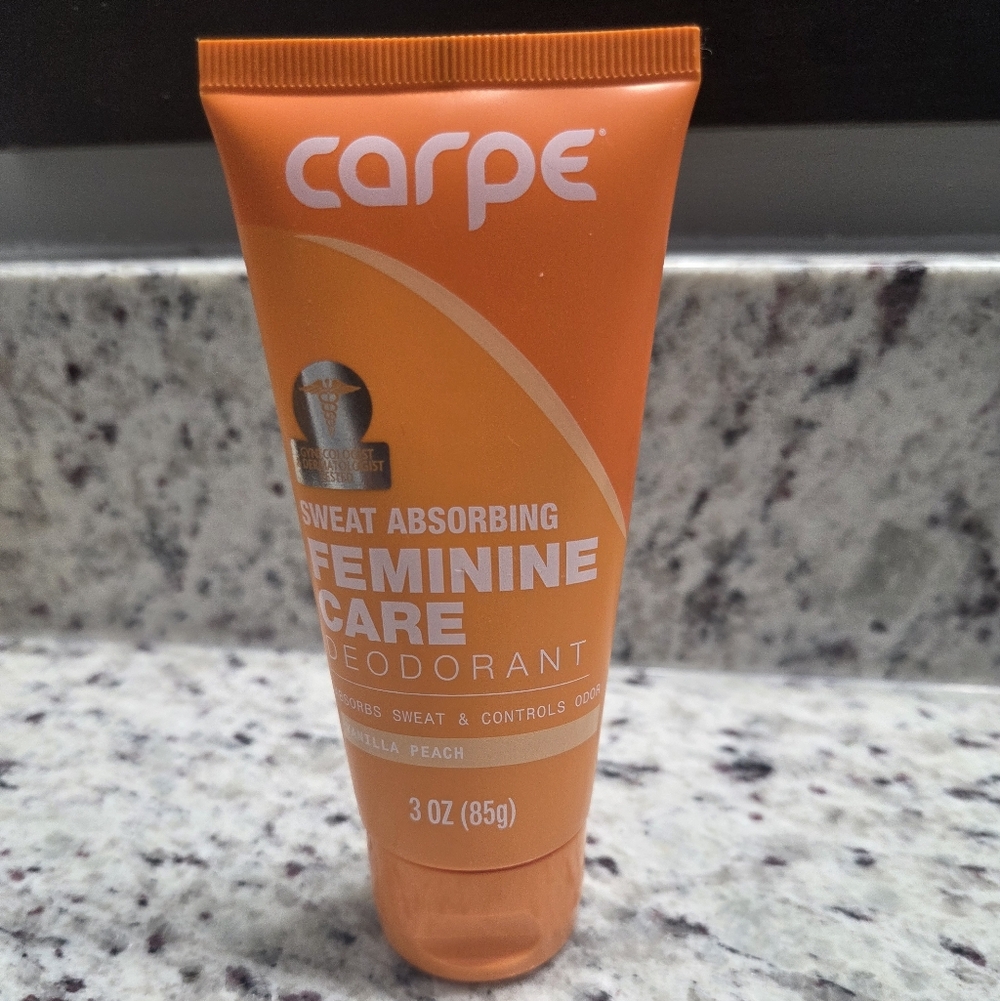Carpe Sweat Absorbing Feminine Deodorant